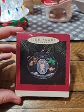 NIB 1994 Hallmark Keepsake Christmas Ornament "Special cat" Photo Holder