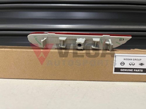 Rear Bumper Reflector Garnish RHS / LHS to suit Nissan Z 2024+ Nismo RZ34 - Picture 4 of 5