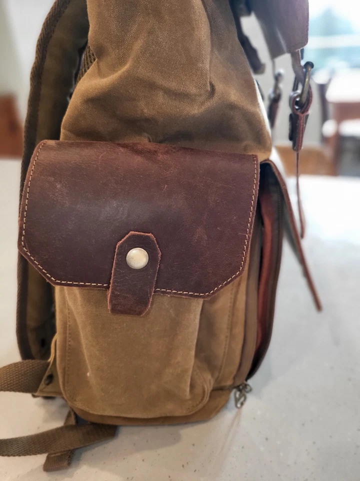 Endurax Leather Camera Backpack & Tripod Holder Khaki Photographers Waterproof - Image 2 of 4