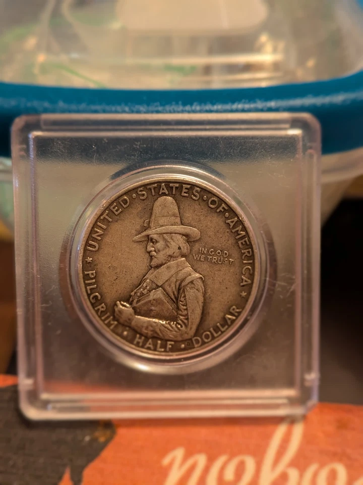1920 Pilgrim Commemorative Silver Half Dollar Choice BU Uncirculated - Toned! - Image 2 of 4