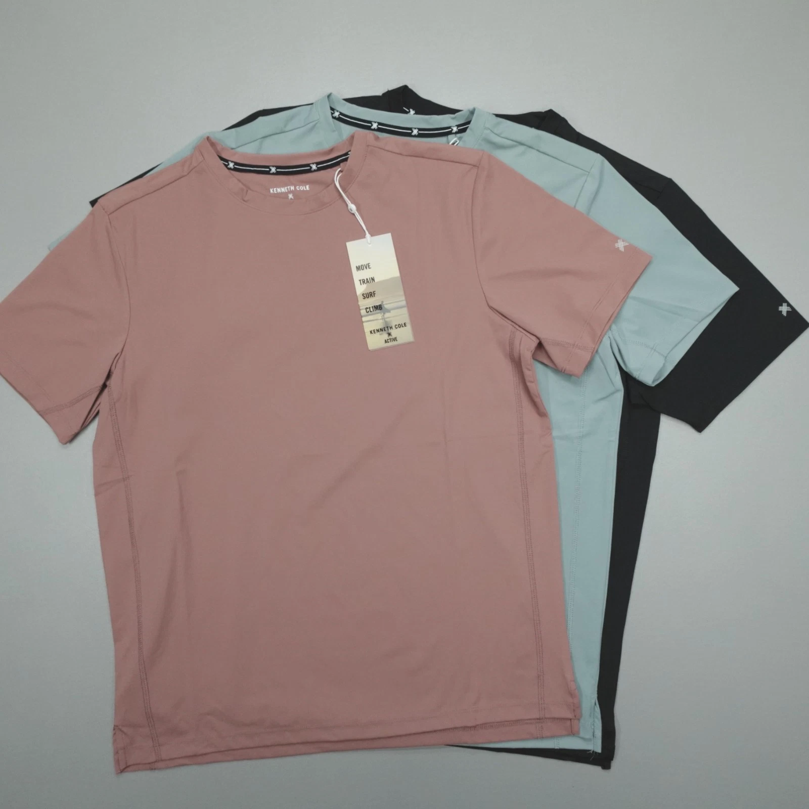Kenneth Cole Tech Short Sleeve Tee T-Shirt Nylon Stretch Athletic Fit
Opens in a new window or tab