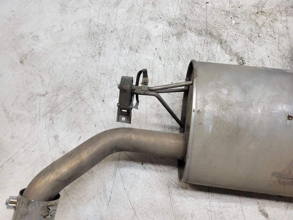 07 2008 2009 2010 BMW X5 3,0 L ESCAPE TRASERO SILENCIADOR TUBO DE ESCAPE FABRICANTE ORIGINAL 18-30-7-584-358 Foto 3 de 4