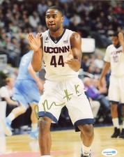 UCONN HUSKIES- RODNEY PURVIS SIGNED AUTOGRAPH 8x10 PHOTO PICTURE ACOA BASKETBALL UCONN HUSKIES- RODNEY PURVIS SIGNED AUTOGRAPH 8x10 PHOTO PICTURE ACOA BASKETBALL