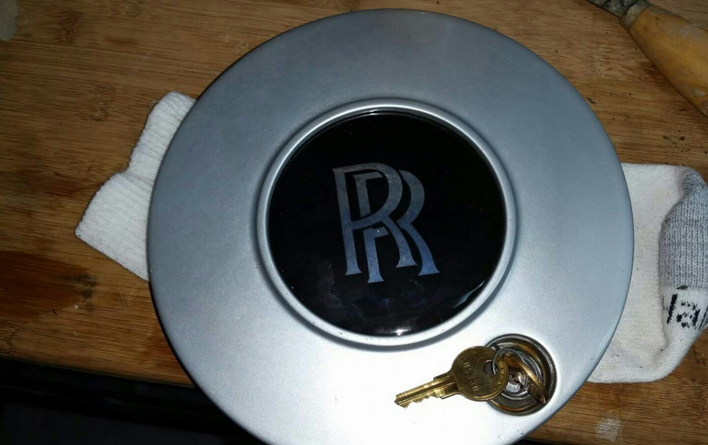 ROLLS ROYCE CLOUD, SHADOW, WRAITH, CORNICHE ,SPIRIT SPUR KEYS MADE BY CODE