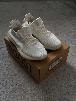 Size 8.5 - adidas Yeezy Boost 350 V2 Low Cream White / Triple White
