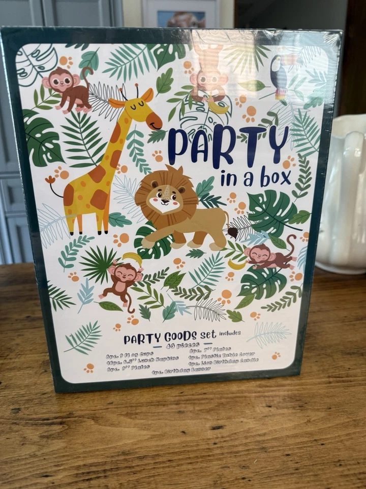 Fiesta en una caja tema selva. Incluido Total 47 piezas Foto 4 de 4