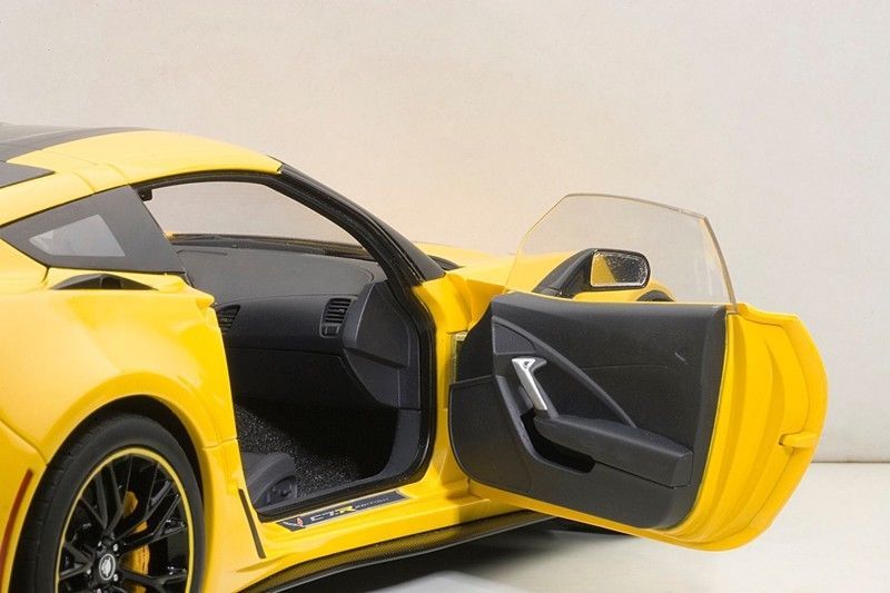 Autoart 2016 CHEVROLET CORVETTE RACING EDITION YELLOW C7-R Z06 1