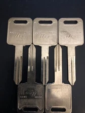 DA39 key blanks For Infinity 1999 G20; 1997-98 QX4. Packs Of 5