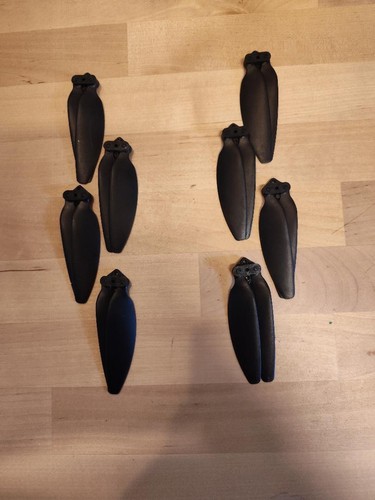 8 USED  PROPELLERS  VIVITAR VTI  PHOENIX DRC-LSX10  CAMERA DRONE * STYLE 2