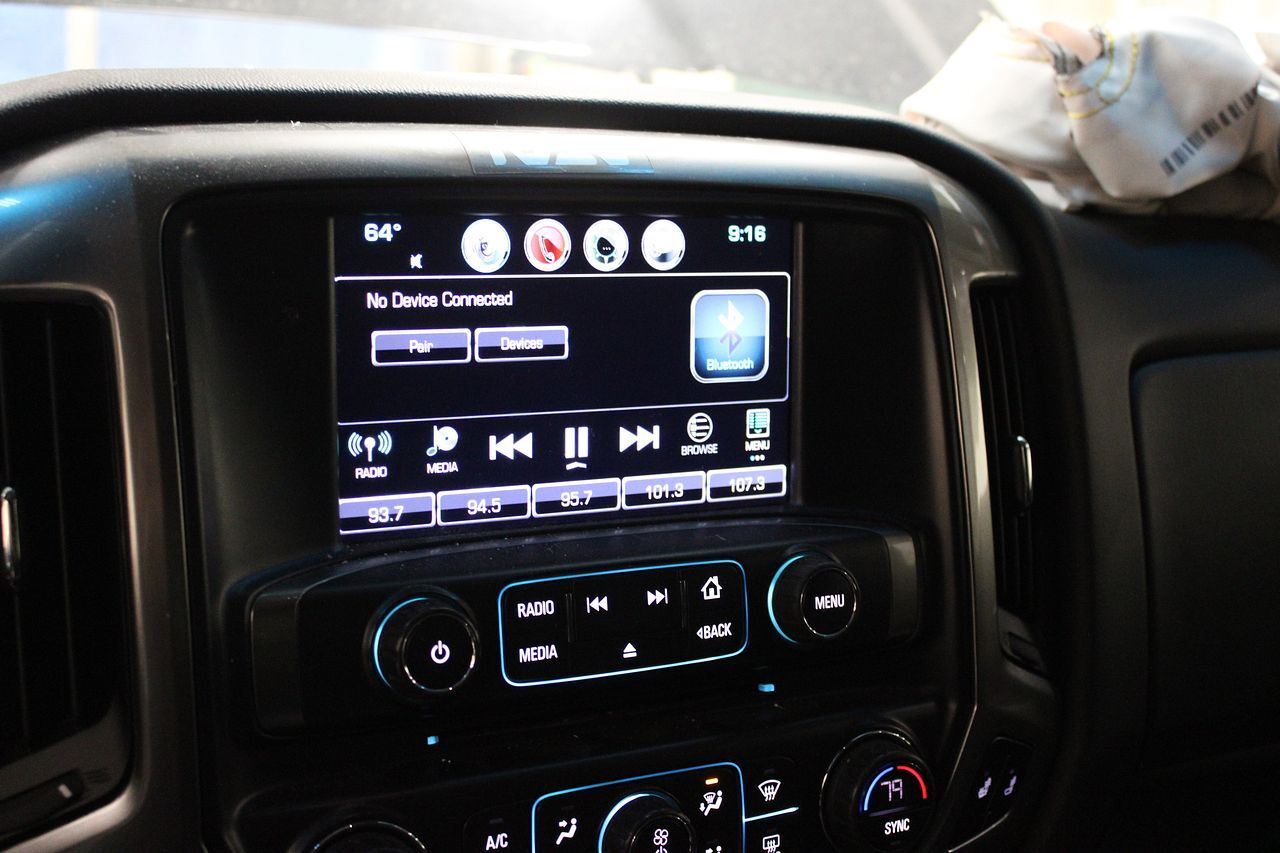 Chevrolet Silverado 1500 2019 Audio Equipment Radio Control Panel 2964572
