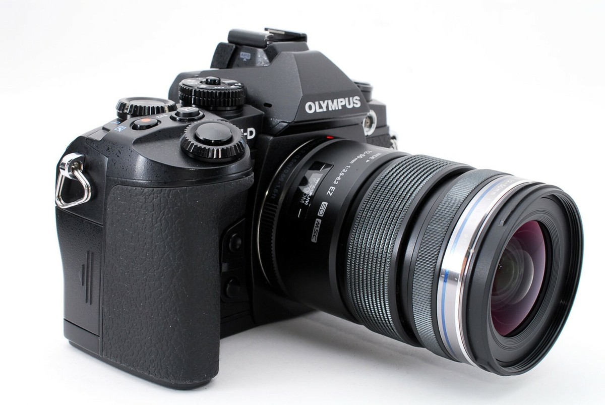 OLYMPUS OM-D EM-5 12-50mmEZレンズキット OM-D E-M5 Mark II 12-