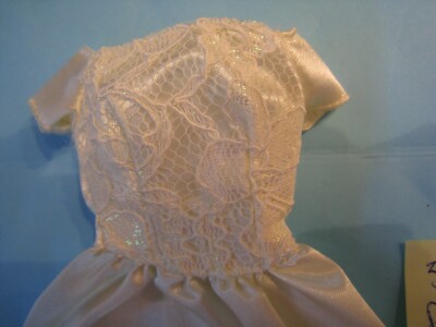 Tenue De Robe Pour Poupée Barbie Années 90 - Modèle Mattel N°525 - Satin Busteir Dentelle - Occasion
