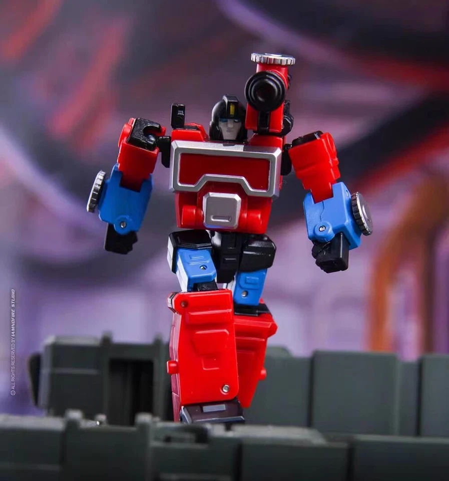 Dr Wu Perceptor Grapple DW-E25&DW-E26 DW-E27 &DW-E28 Action Figure toy in stock - Image 3 of 4