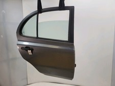 Porte arrière et accessoires Nissan MICRA