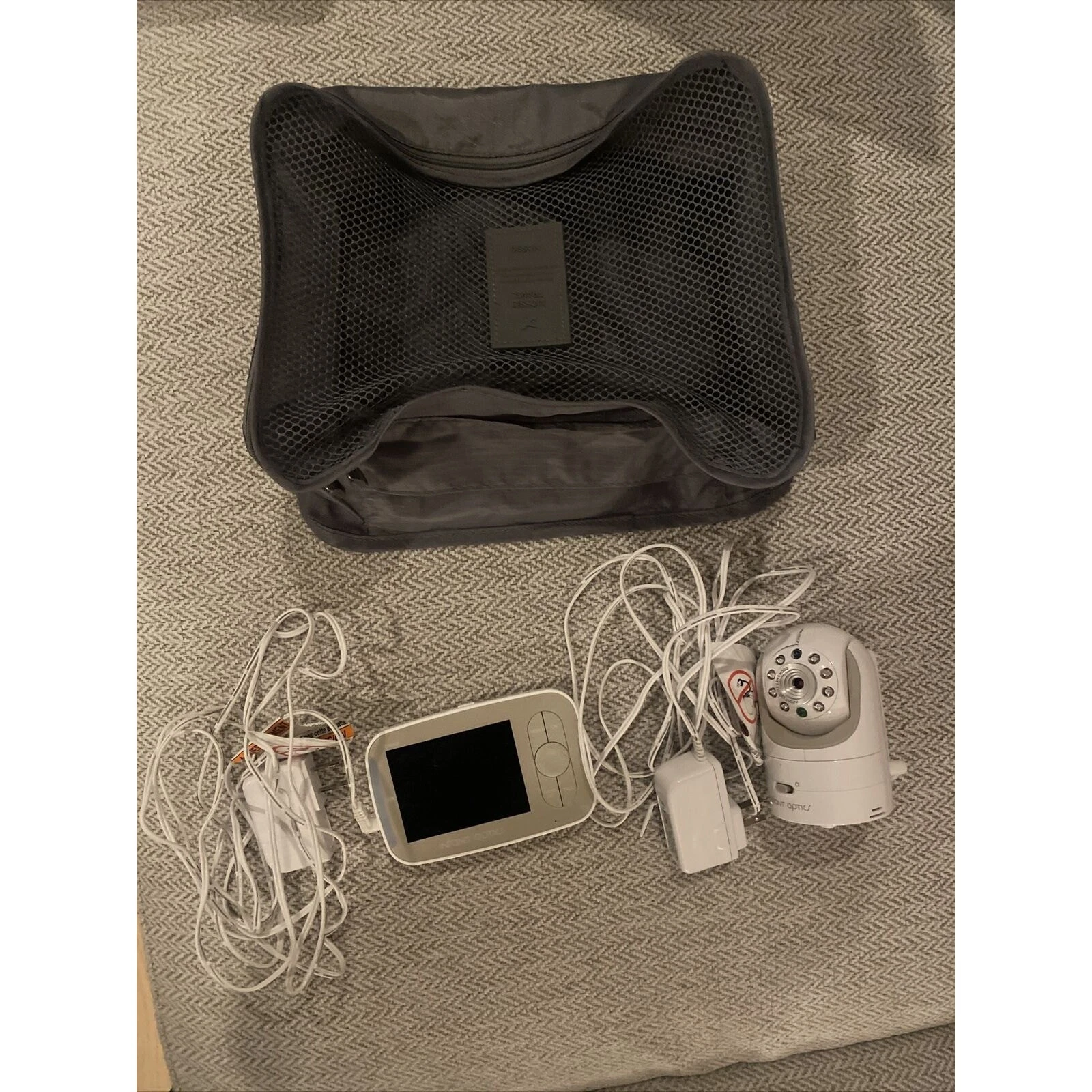Infant Optics DXR-8 Baby Monitor & Camera W/Power Cords & Case Tested & Working