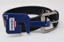 Denizen from Levi's Men's Black Adjustable Buckle Belt Size M 34-36