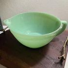 Vintage Fire King Jadeite Green Mixing Bowl with Spout and Handle. Excellent
