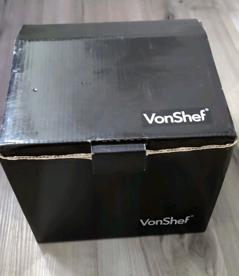 Vonshef Fondue set No. 07/093 Cast Iron Red Enamel New In Box
Opens in a new window or tab