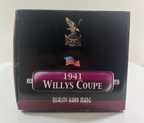 1941 Willys Coupe Die Cast Metal Collection Deluxe Edition 1:18 Scale Car Model - Picture 6 of 7