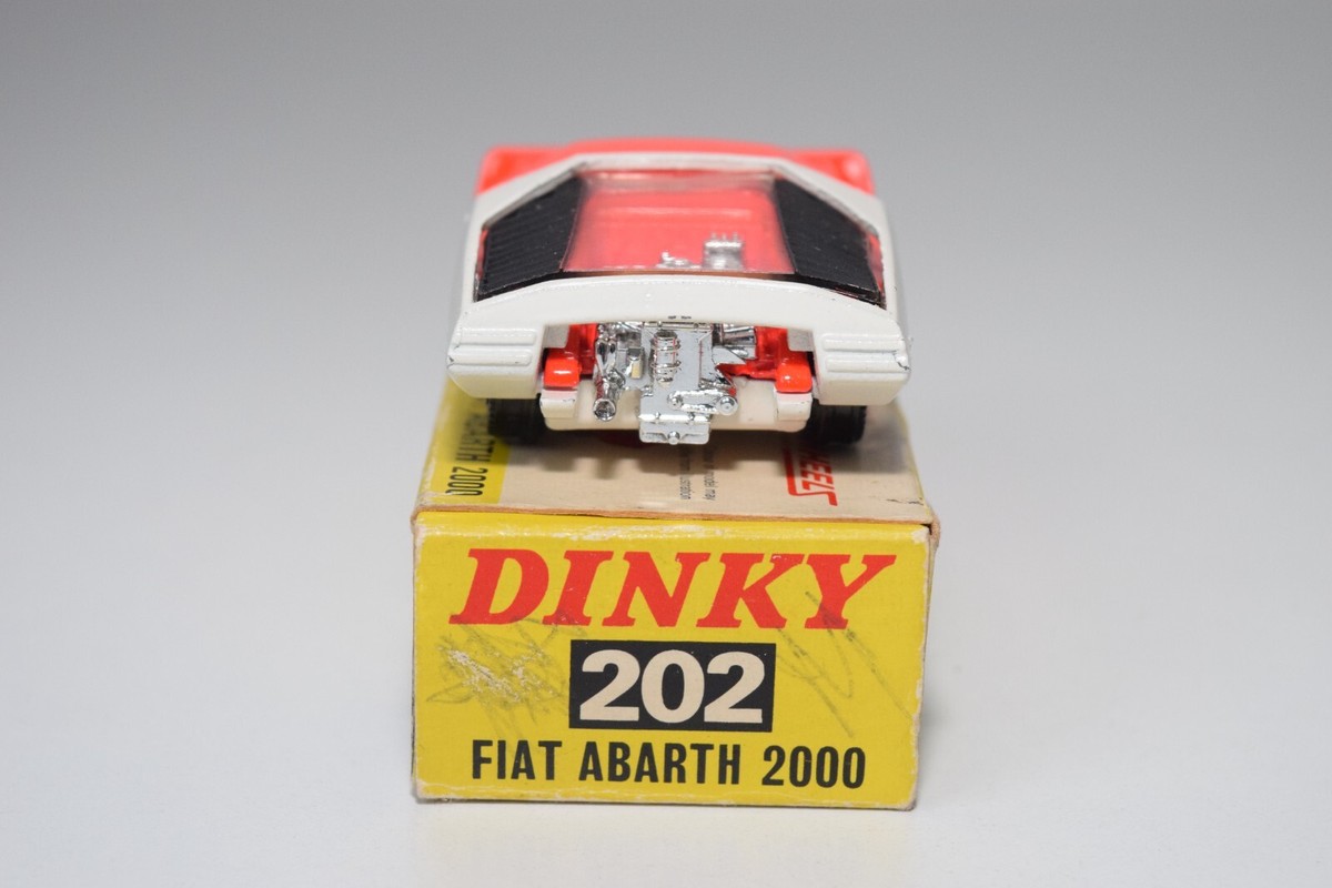 A78 1:43 DINKY TOYS 202 FIAT ABARTH 2000 ORANGE WHITE NEAR MINT