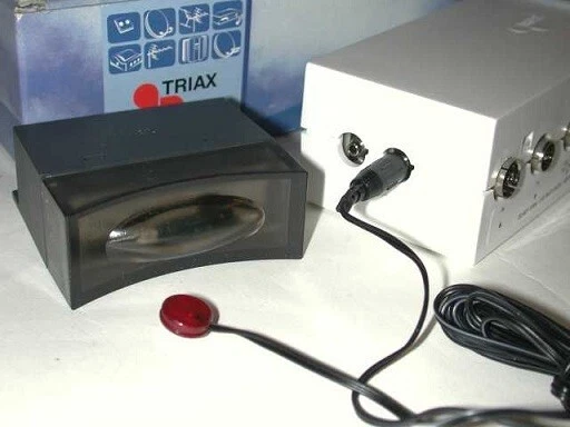 RIPETITORE ESTENSORE DI TELECOMANDO SU CAVO COASSIALE TRIAX TIL 701 PROFESSIONAL - Immagine 3 di 4