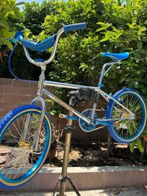 Vintage Bicycles - School Bmx Redline 