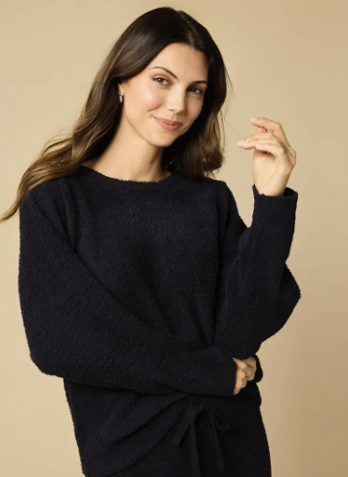 Softies Black Crew Neck Solid Marshmallow Loungew… - image 1