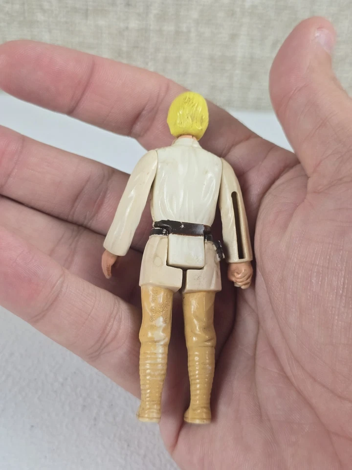 Figura de acción vintage 1977 Star Wars Luke Skywalker Farmboy sin sable Foto 3 de 4