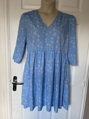 Mittwochs Mädchen Größe 20 3/4 Arm blau weiß rot Blumen Babydoll Kleid