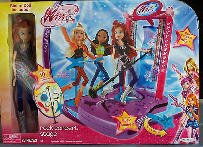 WINX CLUB ROCK CONCERT STAGE WITH MUSIC AND SOUNDS AND BLOOM DOLL NEW IN BOX 