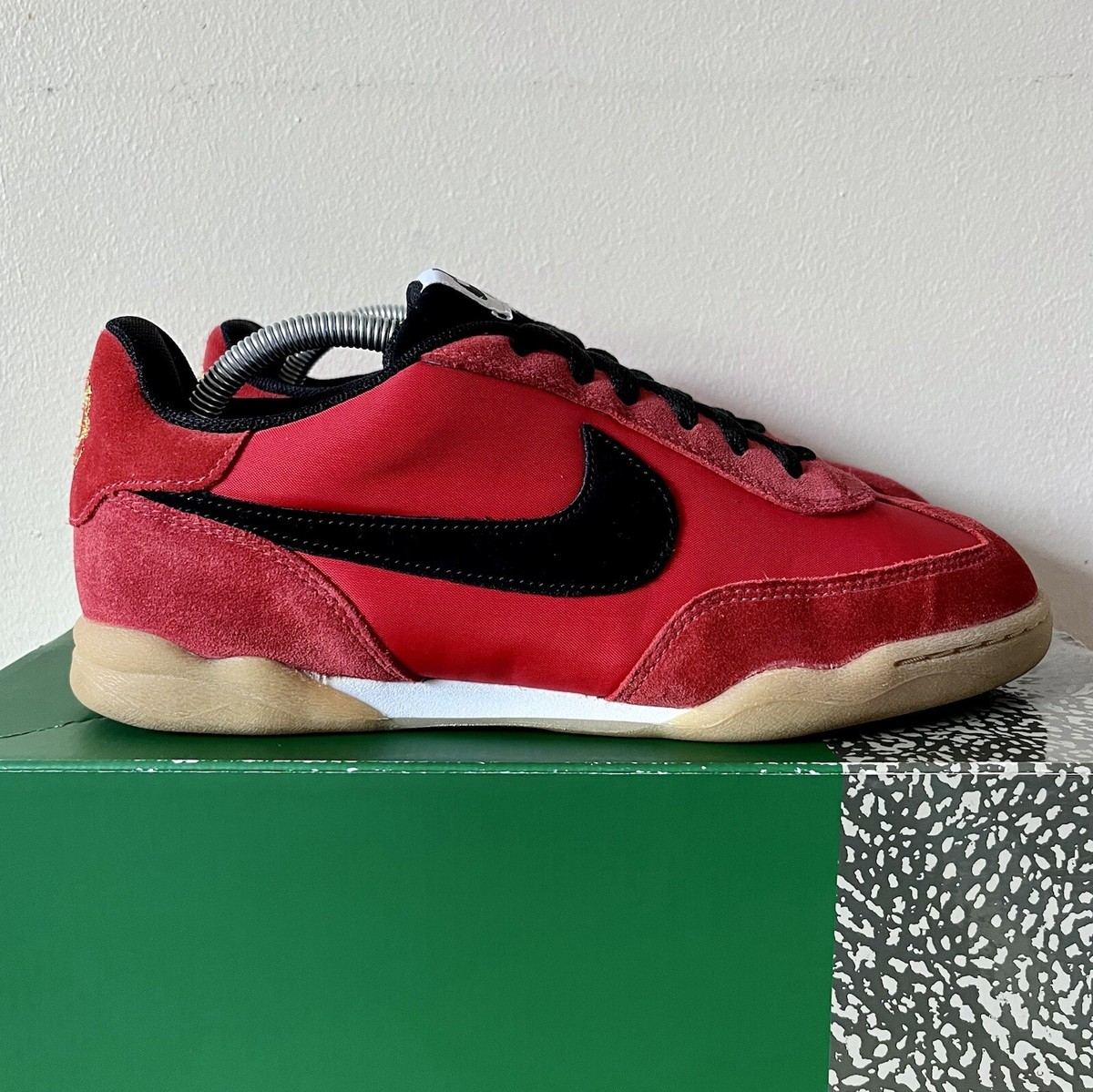 VNDS 2004 NIKE AIR ZOOM FC SB MANCHESTER UNITED SUPREME DUNK LOW