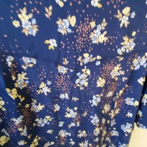 Mini Vestido Trapecio TORRID Azul Marino Floral Challis Talla Grande 2 2x - Imagen 7 de 9