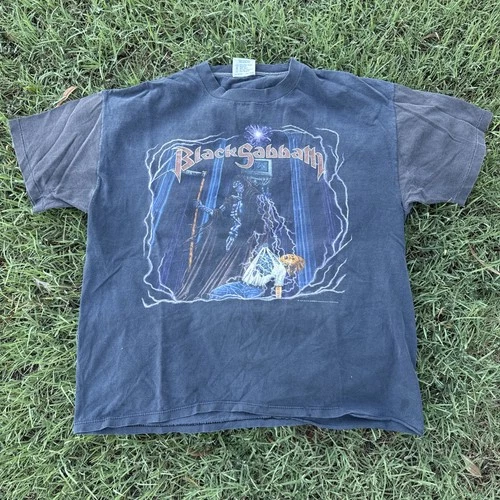 BLACK SABBATH CONCERT TSHIRT SINGLESTITCH DEHUMANIZER T 1990s vintage concert t-shirt, vintage, single stitch, B+ condition