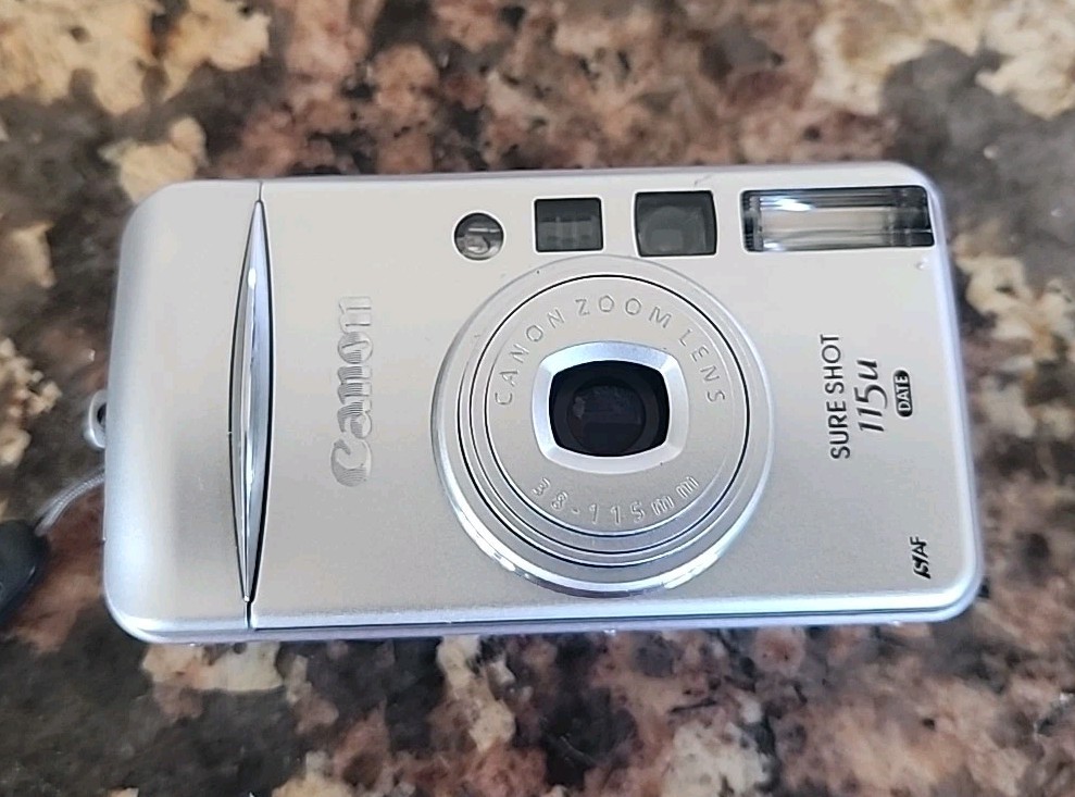 Foto 1 di 8