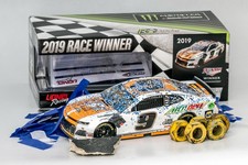 2019 - AUTOGRAPHED - RACE WIN - Chase Elliott #9  Talladega  - 1:24 Diecast