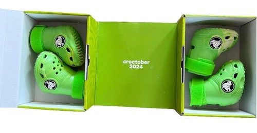 *LIMITED EDITION* BARK Crocs Dog 4 Pc Boots Green Booties Size SMALL