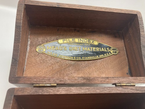 1932 Mead Johnson & Co Evansville IN Diet Material File Index wood dovetail box - Picture 6 of 15