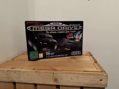 SEGA MEGA DRIVE MINI KONSOLE NEU OVP 2 Controller Classic