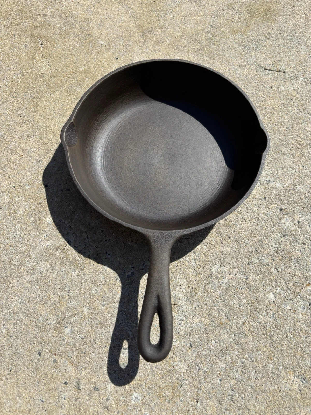 Birmingham Stove and Range Cast Iron No. 5 8 Inch Round Frying Skillet vintage.