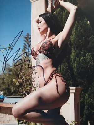 Paige Saraya-Jade Bevis Wrestling Superstar Autographed Signed 8x10 Reprint