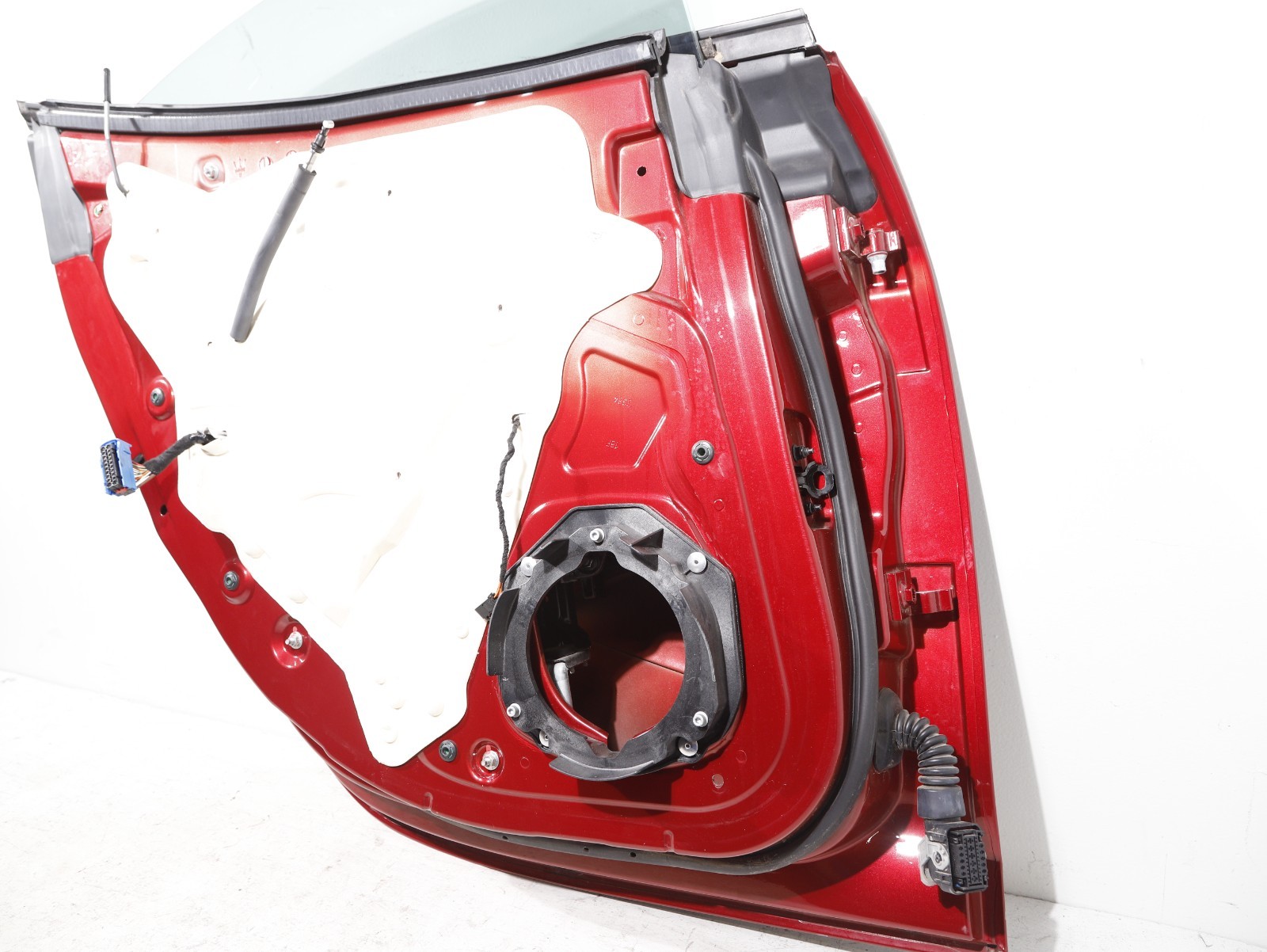 14-20 Maserati Ghibli Rear LEFT Driver Side COMPLETE Door Shell Rosso OEM 52K
