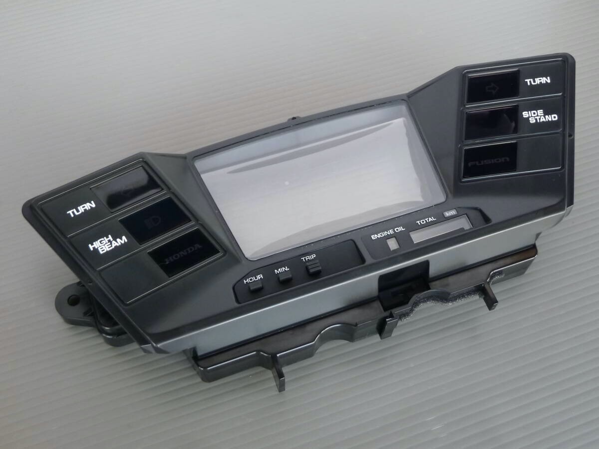 HONDA GENUINE PARTS FUSION ( HELIX ) CN250 SPEEDOMETER TACHOMETER