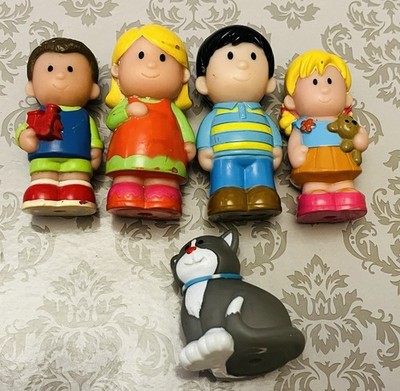 ELC Happyland Family Bundle mit schwangerer Mama und Katze B3