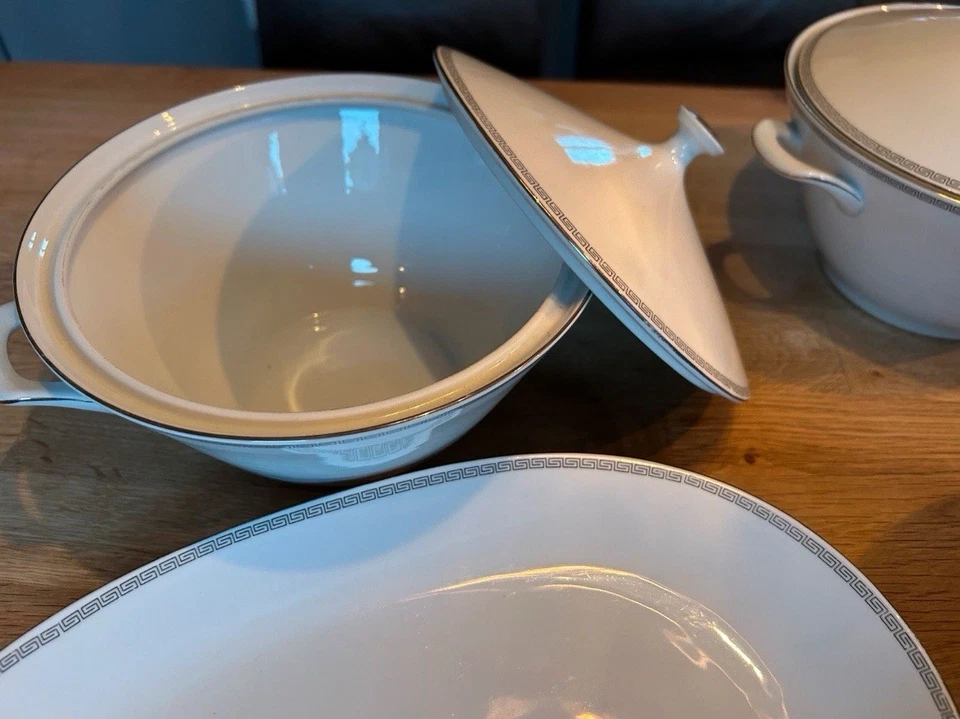 Komplettes Essgeschirr Top Zustand Gebraucht Siehe Bilder - Bild 2 von 4
