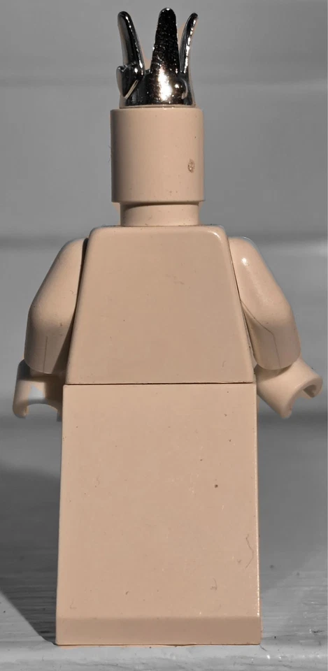 LEGO Minifigure- HP Chess Queen (hp016) Harry Potter Sorcerer's Stone Statue - Image 2 of 4