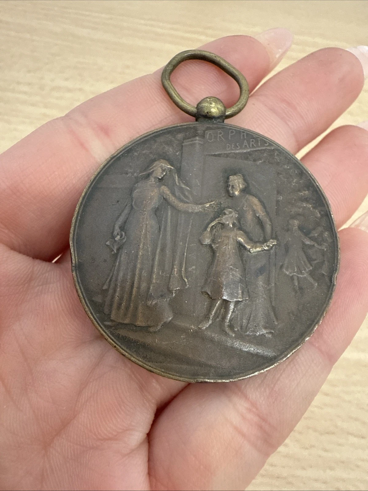 Médaille Pendentif Orphelinat Des Arts Fraternité Artistique En Bronze