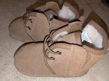 UGG KidsBaby Neumel Infant/Toddler , Size 04/05