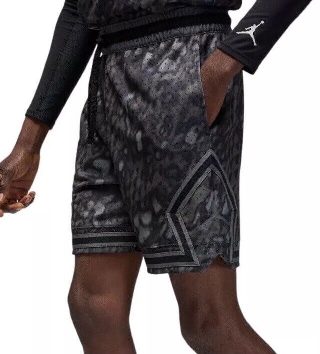 Nike Jordan Shorts Mens XXL Black AOP Diamond Pattern Dri Nike Jordan Shorts Mens XXL Black AOP Diamond Pattern Dri