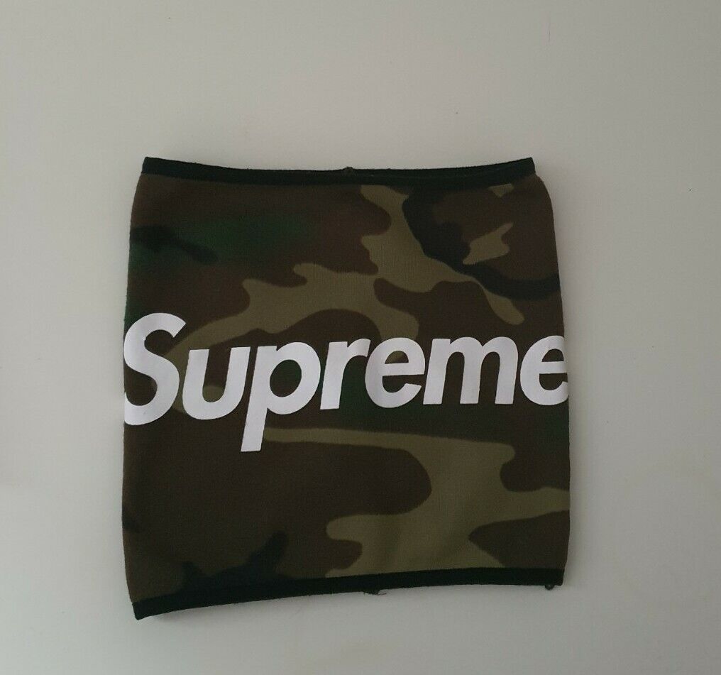 Rare FW15 Supreme fleece neck gaiter woodland camo neck Rare FW15 Supreme fleece neck gaiter woodland camo neck