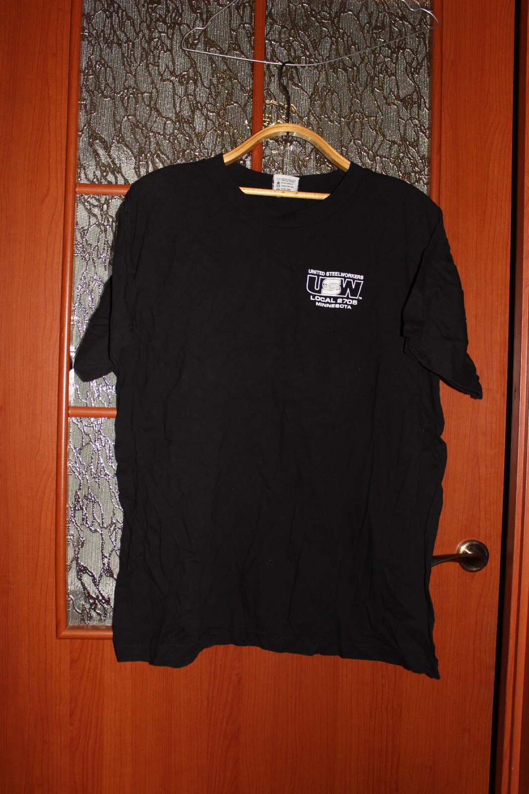 Picture 2 of 8